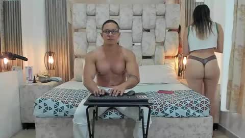 saraANDyoni online show from 6, 12, 2024