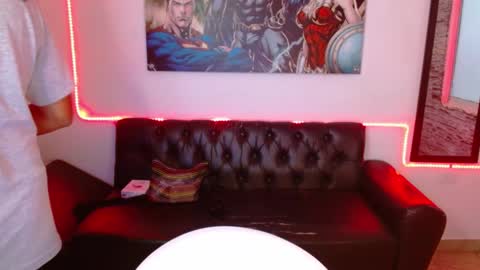 SARAHGIL online show from 8, 1, 2025