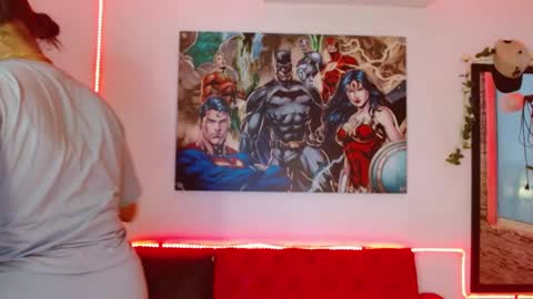 SARAHGIL online show from 21, 1, 2025