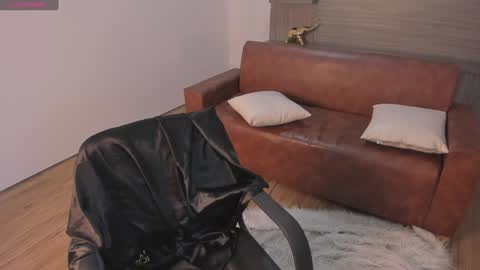 Sara  Everyday From 1430 to 2130 Col Time online show from 7, 1, 2025