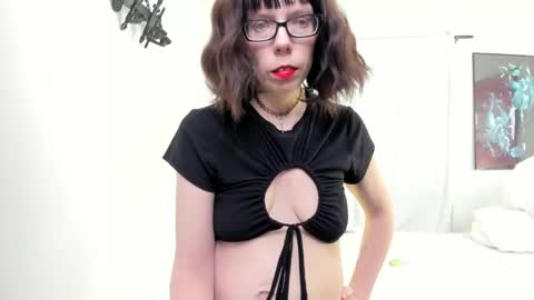 Sara Desire online show from 12, 1, 2025