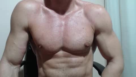 saradorj92 online show from 7, 3, 2026