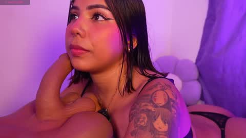 Snapshot of sarah_babe_ chatting on 15, 5, 2026 Sarah online show from 15, 5, 2026