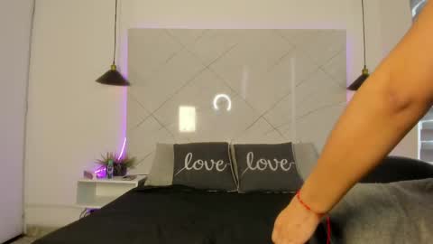 Snapshot of sarah_collens_ chatting on 28, 5, 2026 sarah_collens_ online show from 28, 5, 2026
