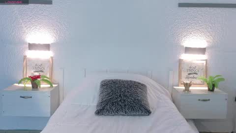 Sarah online show from 9, 4, 2026