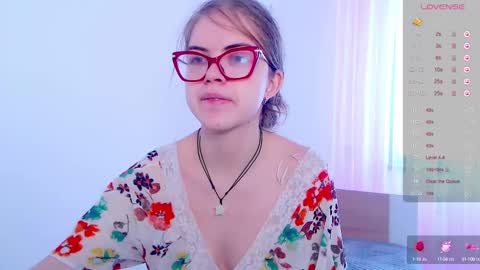 Sarah online show from 4, 3, 2025