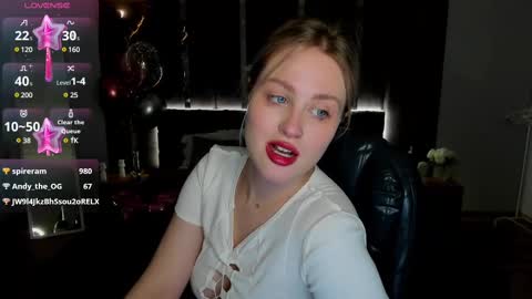 Sarah online show from 7, 3, 2025