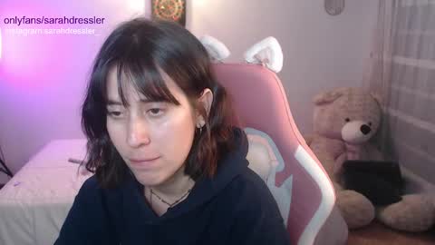sarahdressler online show from 15, 2, 2025