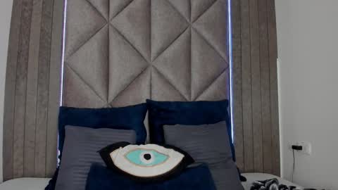 Snapshot of sarahevans__ chatting on 7, 1, 2025 Sarah Evans online show from 7, 1, 2025