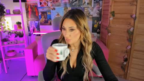 Divine Sarah NONUDE model online show from 21, 12, 2024