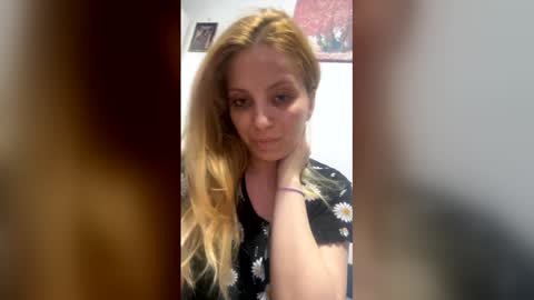 Snapshot of sarahhwild chatting on 2, 6, 2026 sarahhwild online show from 2, 6, 2026