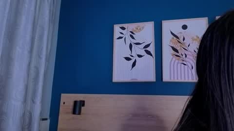 Snapshot of sarahmiler_ chatting on 21, 10, 2025 Sarah online show from 21, 10, 2025