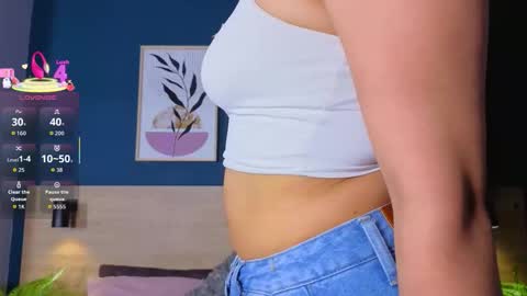 Snapshot of sarahmiler_ chatting on 11, 11, 2025 Sarah online show from 11, 11, 2025