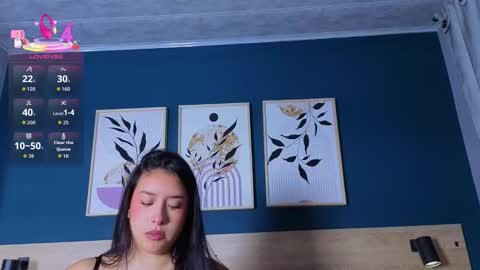 Snapshot of sarahmiler_ chatting on 18, 11, 2025 Sarah online show from 18, 11, 2025