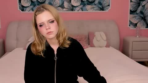 sarahwantslove online show from 29, 3, 2026