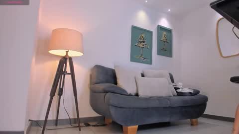 Sarah  independent model online show from 14, 3, 2026