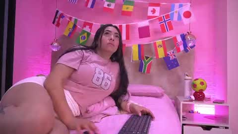 Sara  online show from 6, 7, 2026
