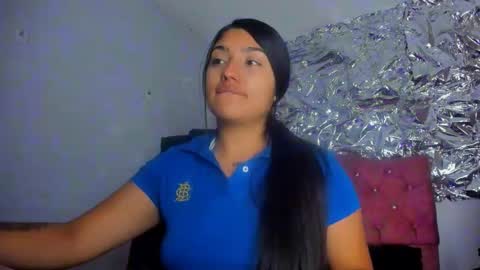 sarastonesx online show from 13, 2, 2026