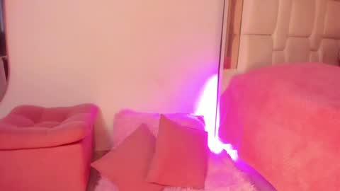 Snapshot of saratorresxx chatting on 19, 2, 2025 Sara online show from 19, 2, 2025