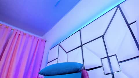 Snapshot of sarayroyse chatting on 24, 12, 2024 Saray online show from 24, 12, 2024