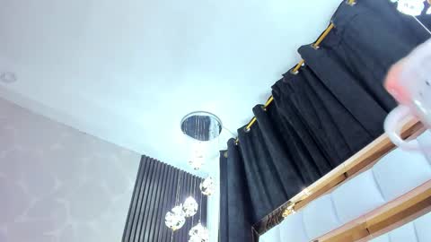 Snapshot of sarayroyse chatting on 7, 3, 2025 Saray online show from 7, 3, 2025