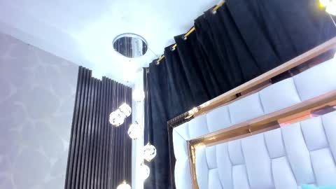 Snapshot of sarayroyse chatting on 17, 10, 2025 Saray online show from 17, 10, 2025