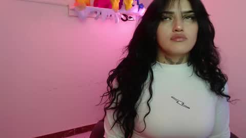 Sari  online show from 6, 10, 2025