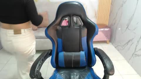 Sara  online show from 9, 4, 2026