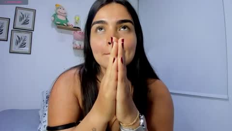 Snapshot of saritadolly_ chatting on 8, 6, 2026 Sara Cute online show from 8, 6, 2026
