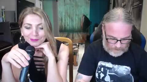 Giselle and Jay online show from 4, 10, 2025