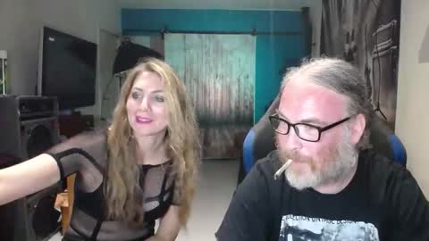 Giselle and Jay online show from 4, 10, 2025