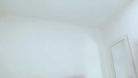 Snapshot of sasha_creamy chatting on 25, 11, 2025 Sasha Creamy online show from 25, 11, 2025