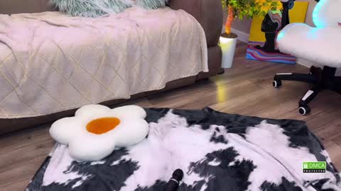 Snapshot of sasha_suprapro chatting on 18, 12, 2024 Hi everyone my name is Sasha online show from 18, 12, 2024