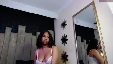 sashafoxy_ online show from 10, 4, 2026