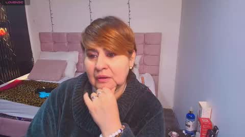 S A S H A R O S E online show from 16, 9, 2025