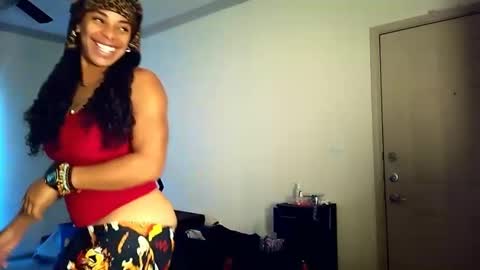 Snapshot of sashastrokes chatting on 11, 11, 2025 MISTRESS STROKES online show from 11, 11, 2025