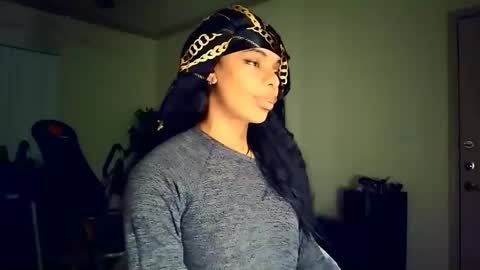 Snapshot of sashastrokes chatting on 18, 12, 2025 MISTRESS STROKES online show from 18, 12, 2025