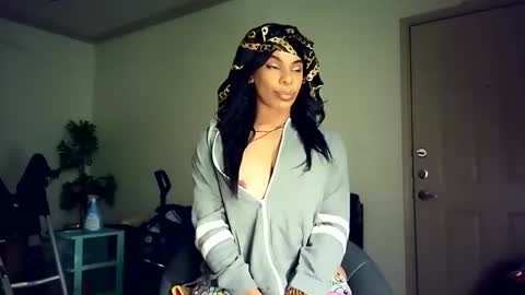 Snapshot of sashastrokes chatting on 20, 12, 2025 MISTRESS STROKES online show from 20, 12, 2025