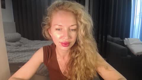 Sasha online show from 6, 4, 2026