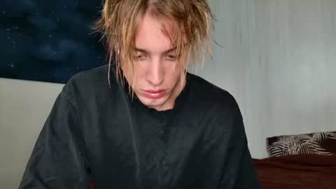 Snapshot of sashenkka chatting on 9, 7, 2026 Sasha -- online show from 9, 7, 2026