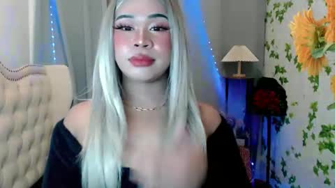 sassy_tinaxx online show from 22, 12, 2025