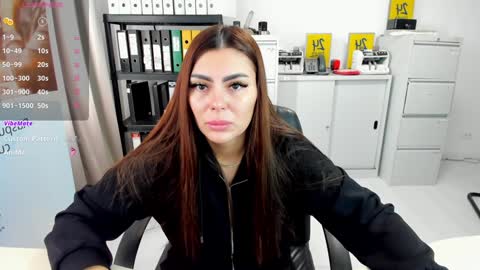 sassytiff online show from 30, 12, 2024