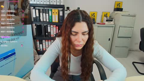 sassytiff online show from 28, 1, 2025