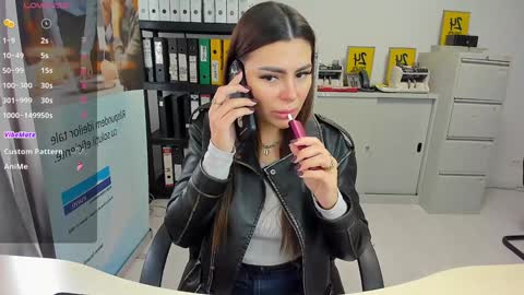 sassytiff online show from 11, 3, 2025