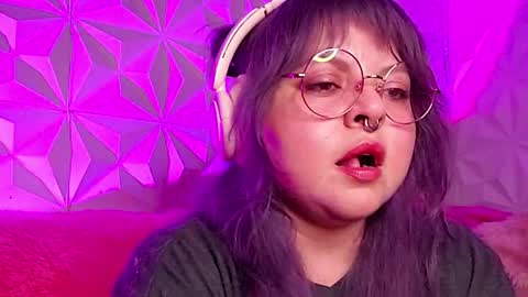 Gina George online show from 22, 10, 2025