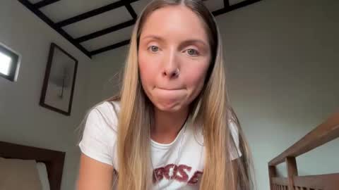 Snapshot of saucybooty chatting on 1, 4, 2026 Nana online show from 1, 4, 2026