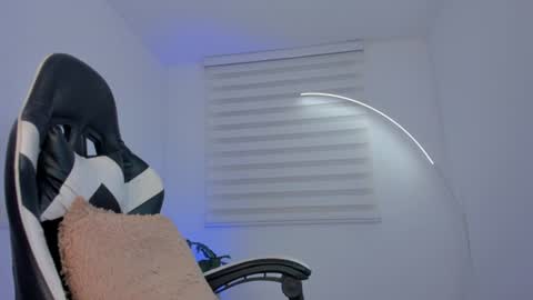 Savannahwildee online show from 7, 8, 2026