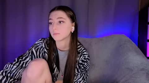 Snapshot of savannasotos chatting on 5, 5, 2026 Sophie online show from 5, 5, 2026