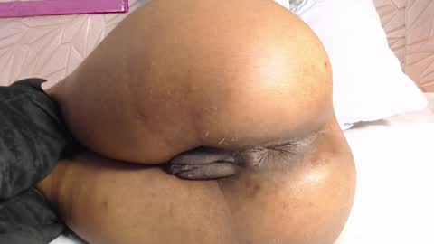 savory_pussy18 online show from 4, 1, 2025