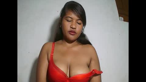 Snapshot of saylla1 chatting on 6, 2, 2026 saylla1 online show from 6, 2, 2026